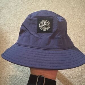 Stone Island Cappello Purple Bucket Hat Size Medium